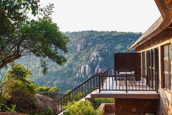 Blyde Canyon, A Forever Resort: 12-Sleeper Guesthouse. 6 Bedrooms (5 queen beds & 1 bunk bed) 