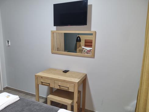 Blyde Canyon, A Forever Resort: 8-Sleeper Guesthouse. 4 Bedrooms (1 double bed & 6 single beds)