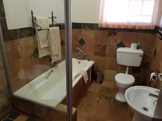 Blyde Canyon, A Forever Resort: 2-Sleeper Chalet. 1 bedroom (2 single beds)